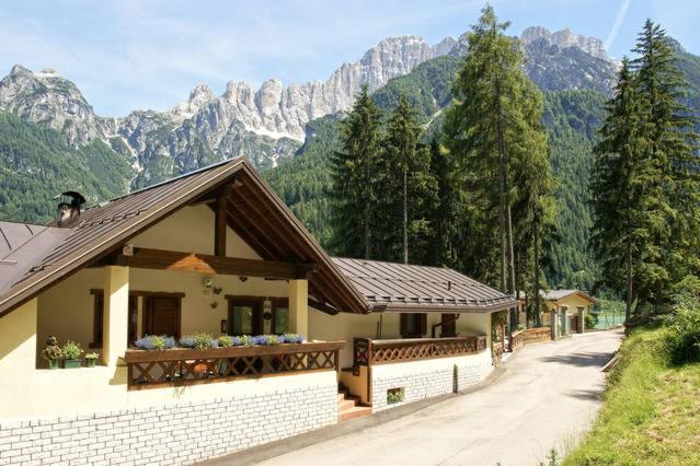 אלגה Appartamenti Chalet Al Lago מראה חיצוני תמונה