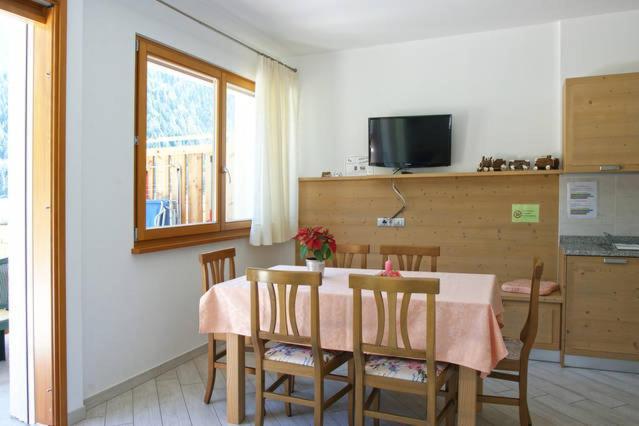 אלגה Appartamenti Chalet Al Lago מראה חיצוני תמונה