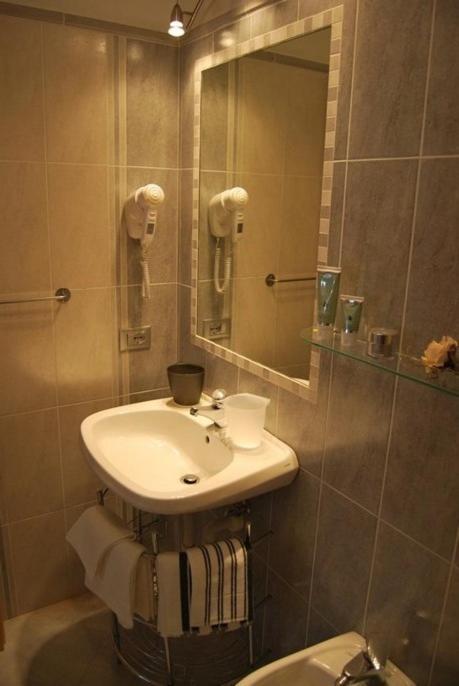 אלגה Appartamenti Chalet Al Lago מראה חיצוני תמונה