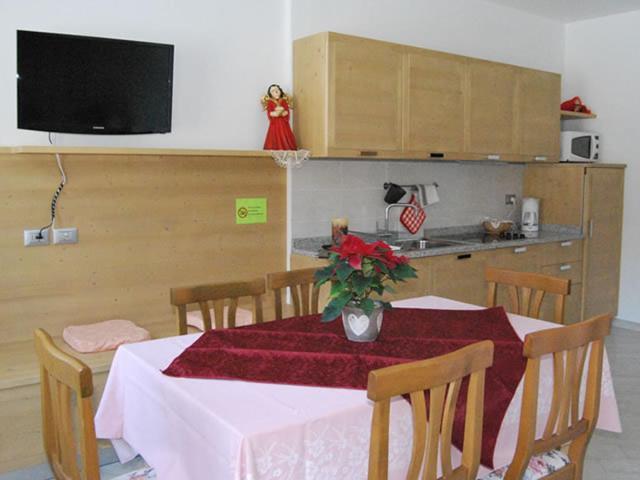 אלגה Appartamenti Chalet Al Lago חדר תמונה