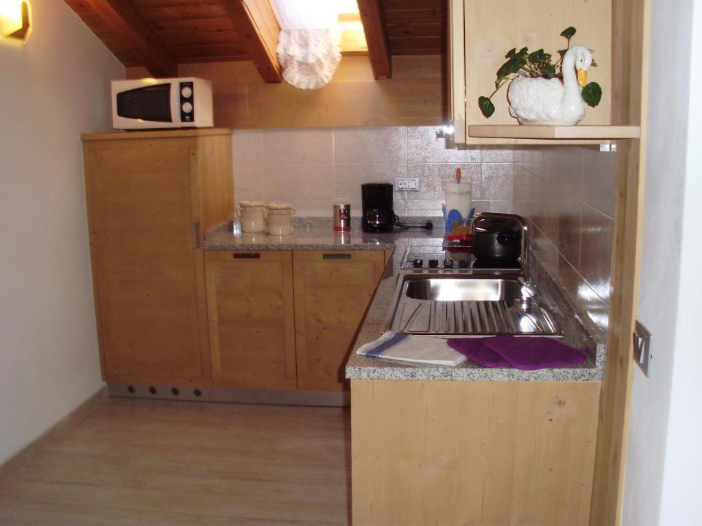 אלגה Appartamenti Chalet Al Lago חדר תמונה
